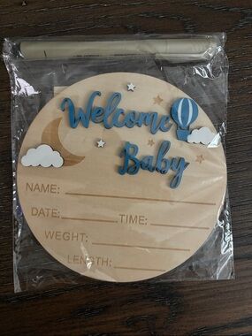 Welcome Baby Wooden Birth Announcement Sign - Blue with stand and pen new